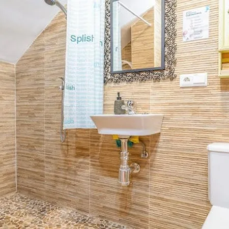 Casa Colibri 2 بيت للعطل نيرخا